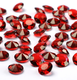 Dekoračné diamanty červené 12mm 100ks